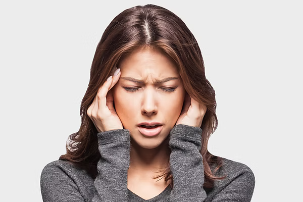 Chiropractic treatment providing relief for headaches and migraines in Lansing MI